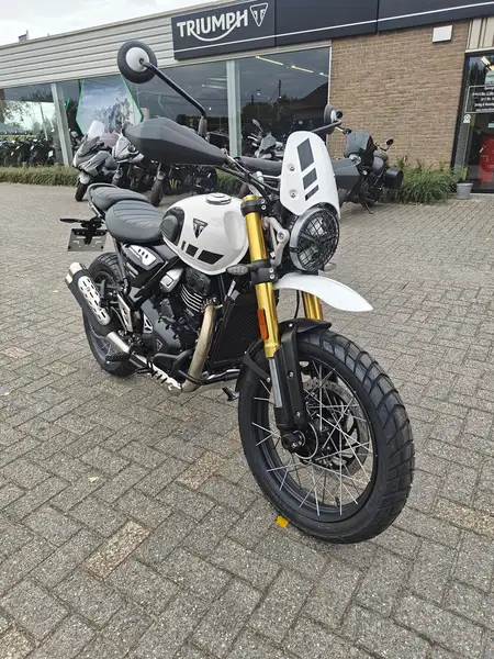 Triumph Scrambler 400 X - foto 7