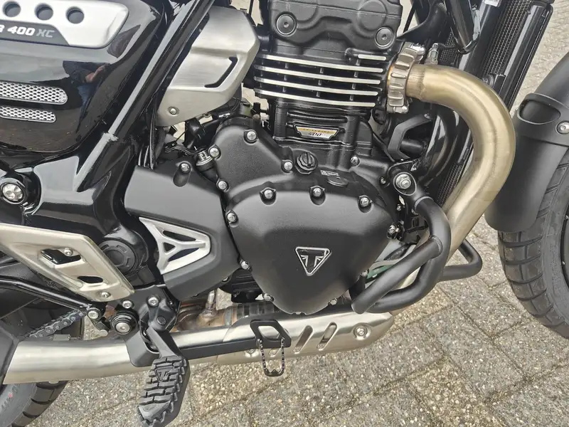 Triumph Scrambler 400 X - foto 6