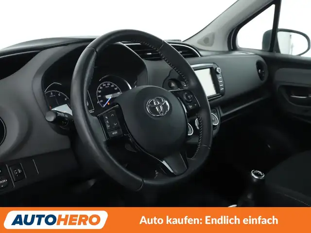 Toyota Yaris view 11