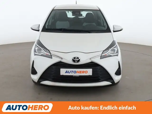 Toyota Yaris view 9