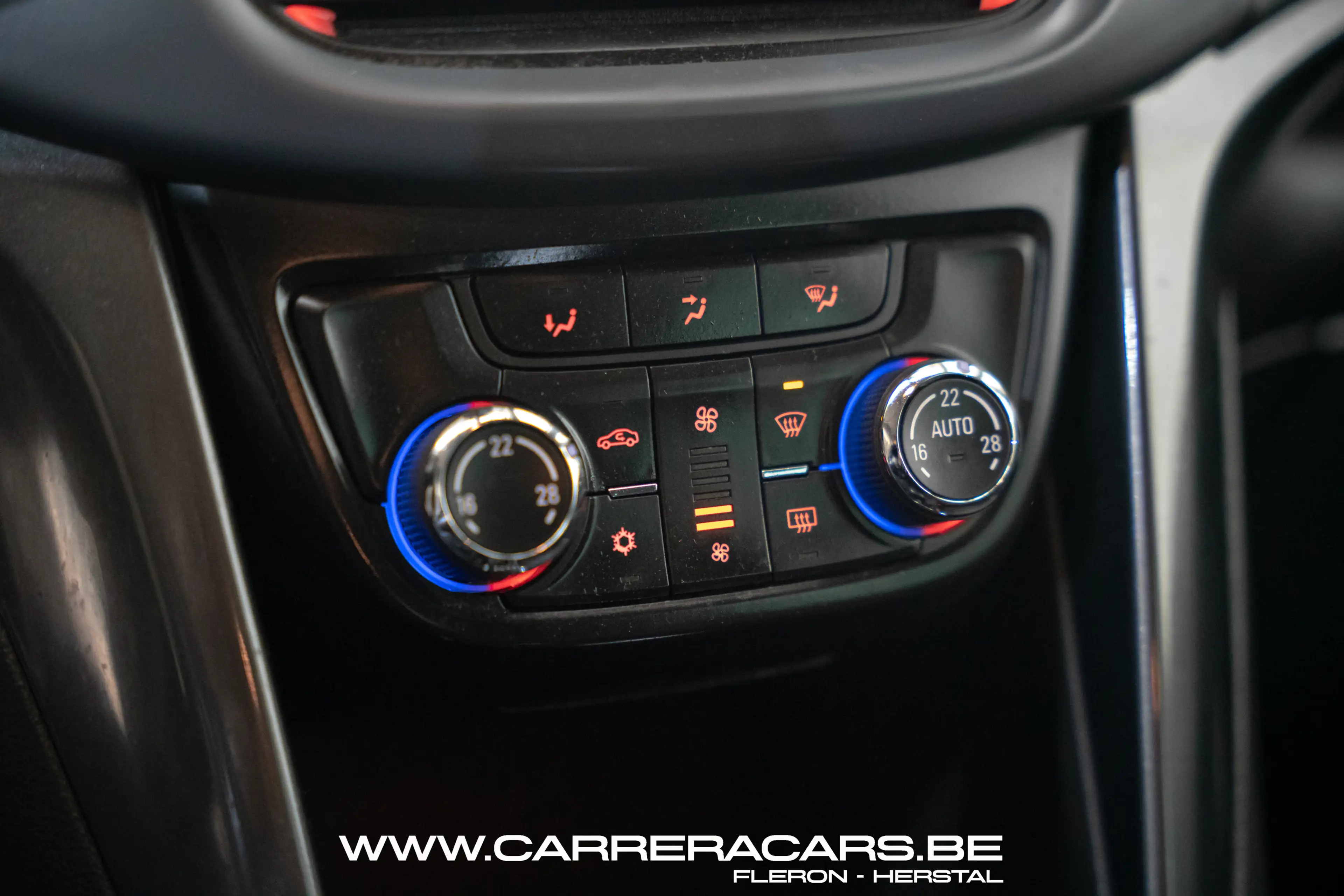 Opel Zafira Tourer 1.6 CDTi ecoFLEX Cosmo*|7 PLACES*NAVI*CRUISE*PDC*| — photo 3