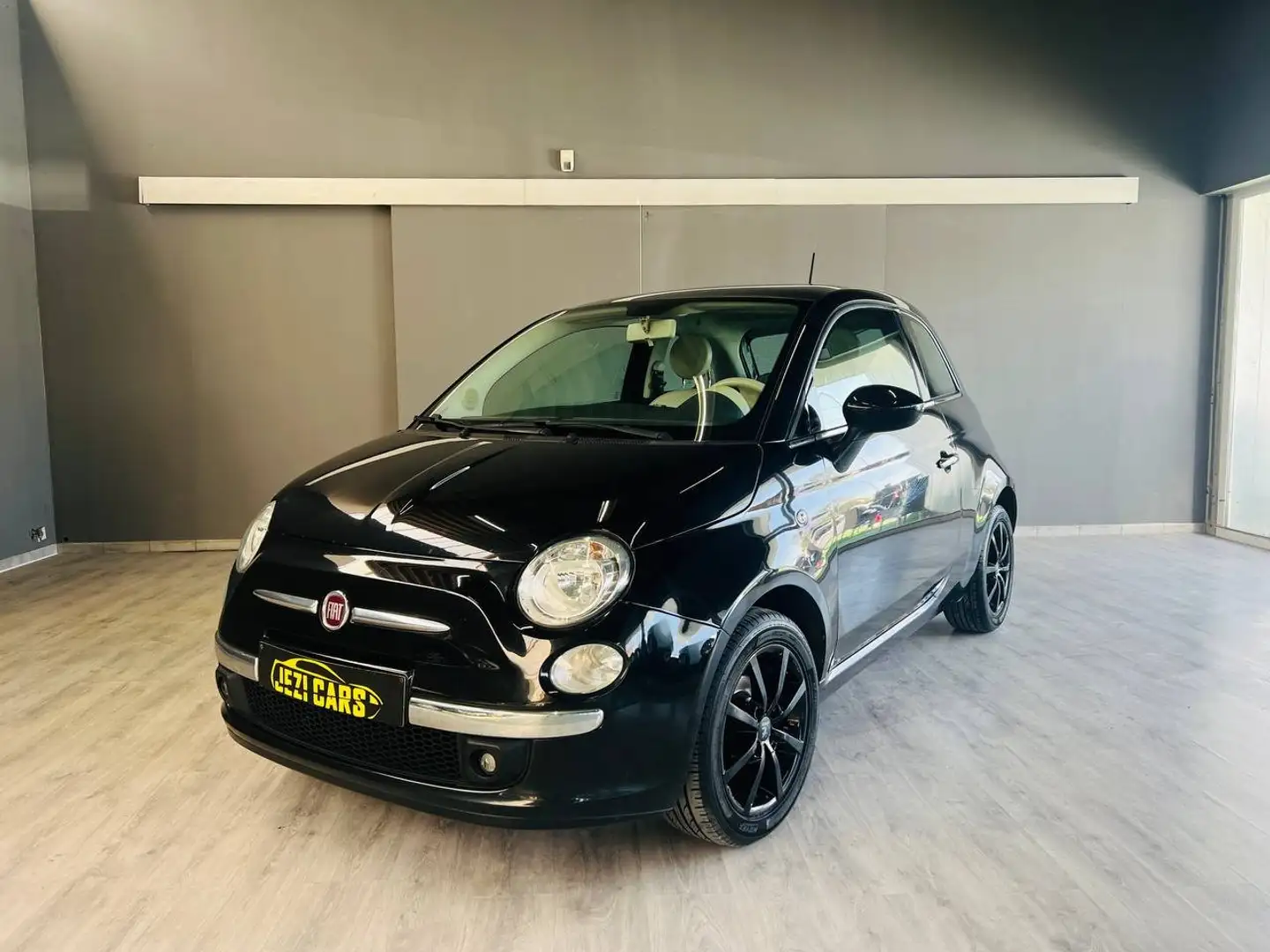 Fiat 500 1.2i * 1 Jaar Garantie * Noir - 2