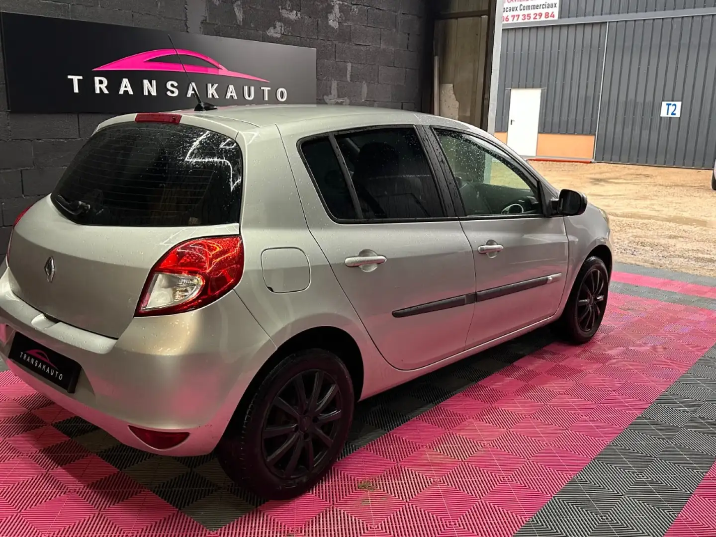 Renault Clio Clio III dCi 75 eco2 Business Grau - 2