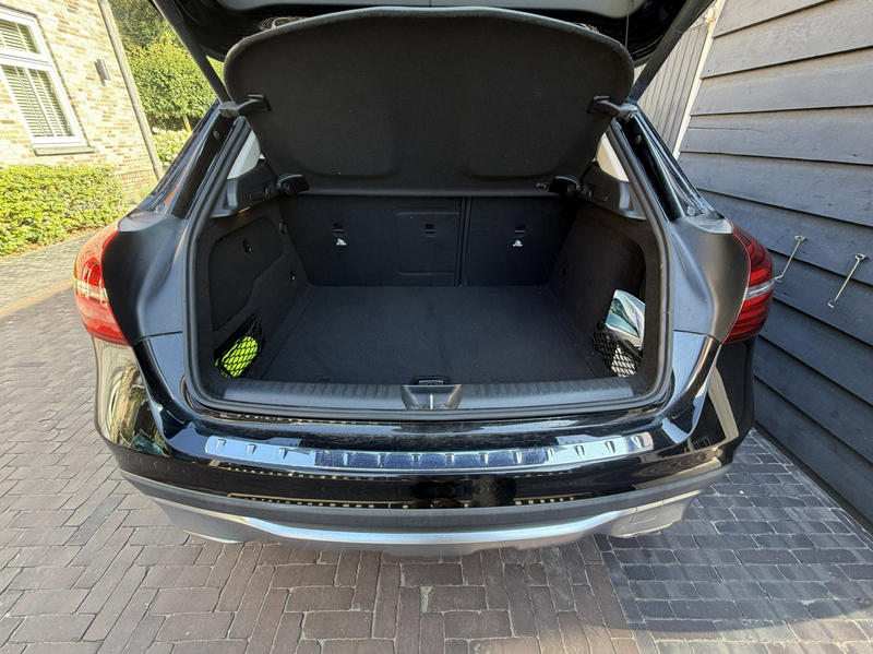 Mercedes-Benz GLA 200 Premium Navi | Led | Camera| Lage Km stand |18 inc — photo 25