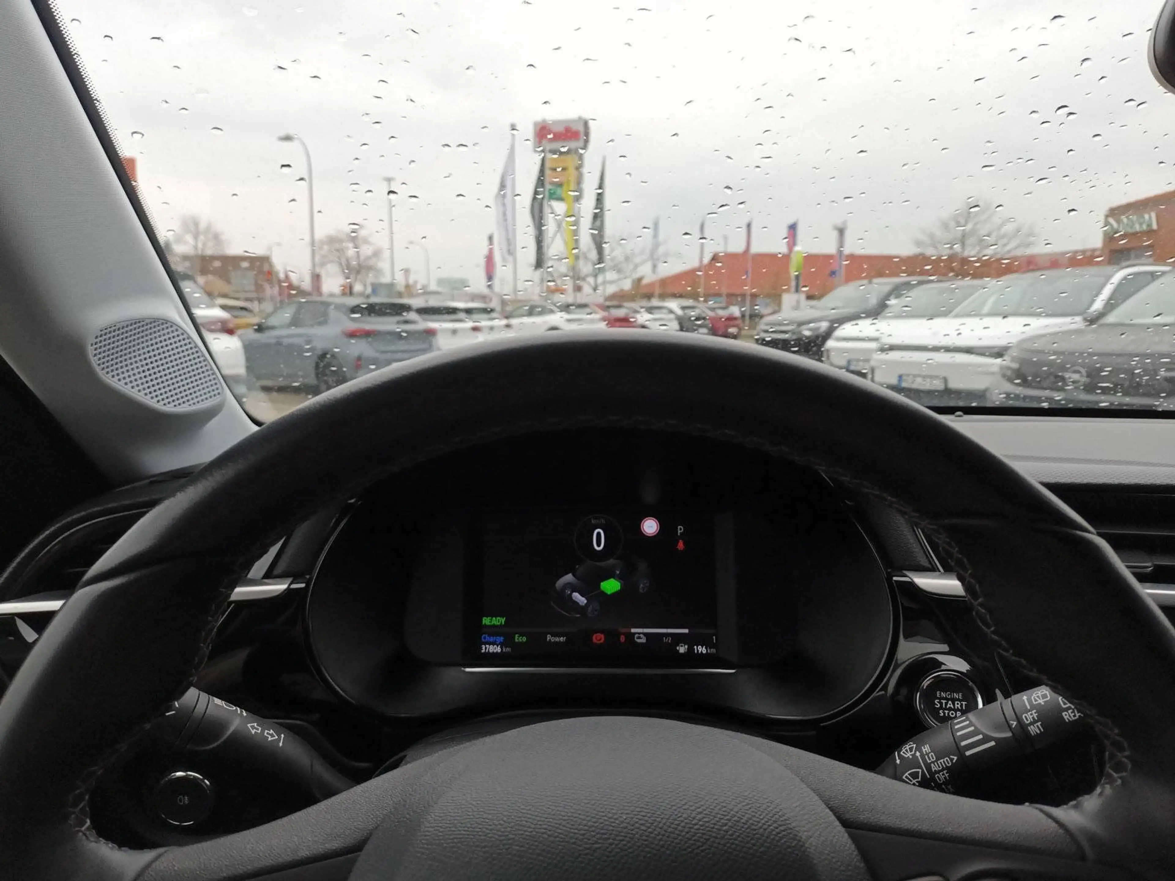 Opel Corsa-e e Elegance — photo 15