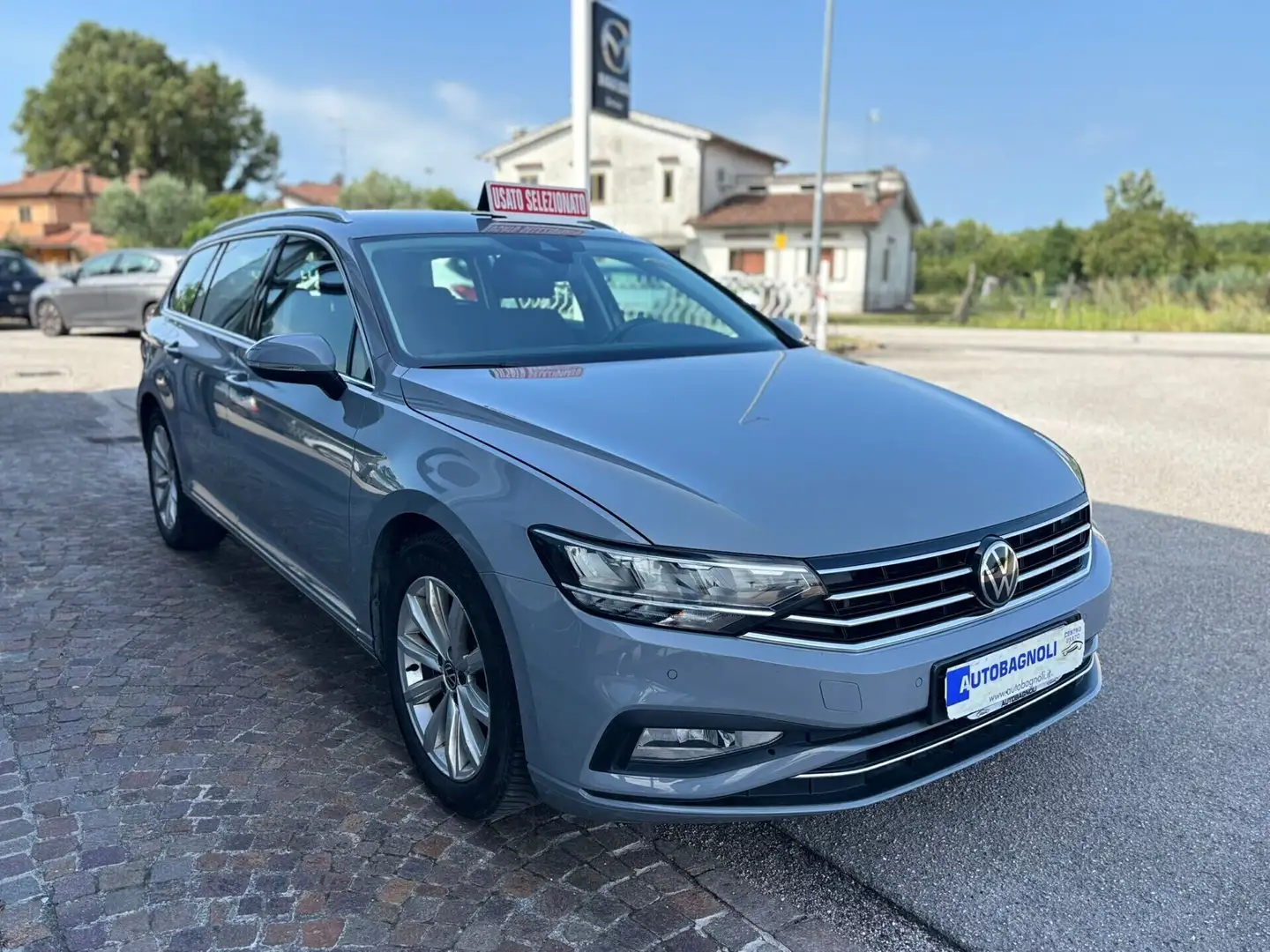 Volkswagen Passat Variant BUSINESS 2.0 TDI SCR EVO DSG Gris - 2