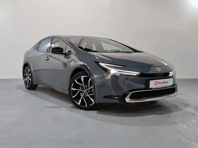 Toyota Prius 2.0l 220H Executive Auto 111 kW (151 CV)