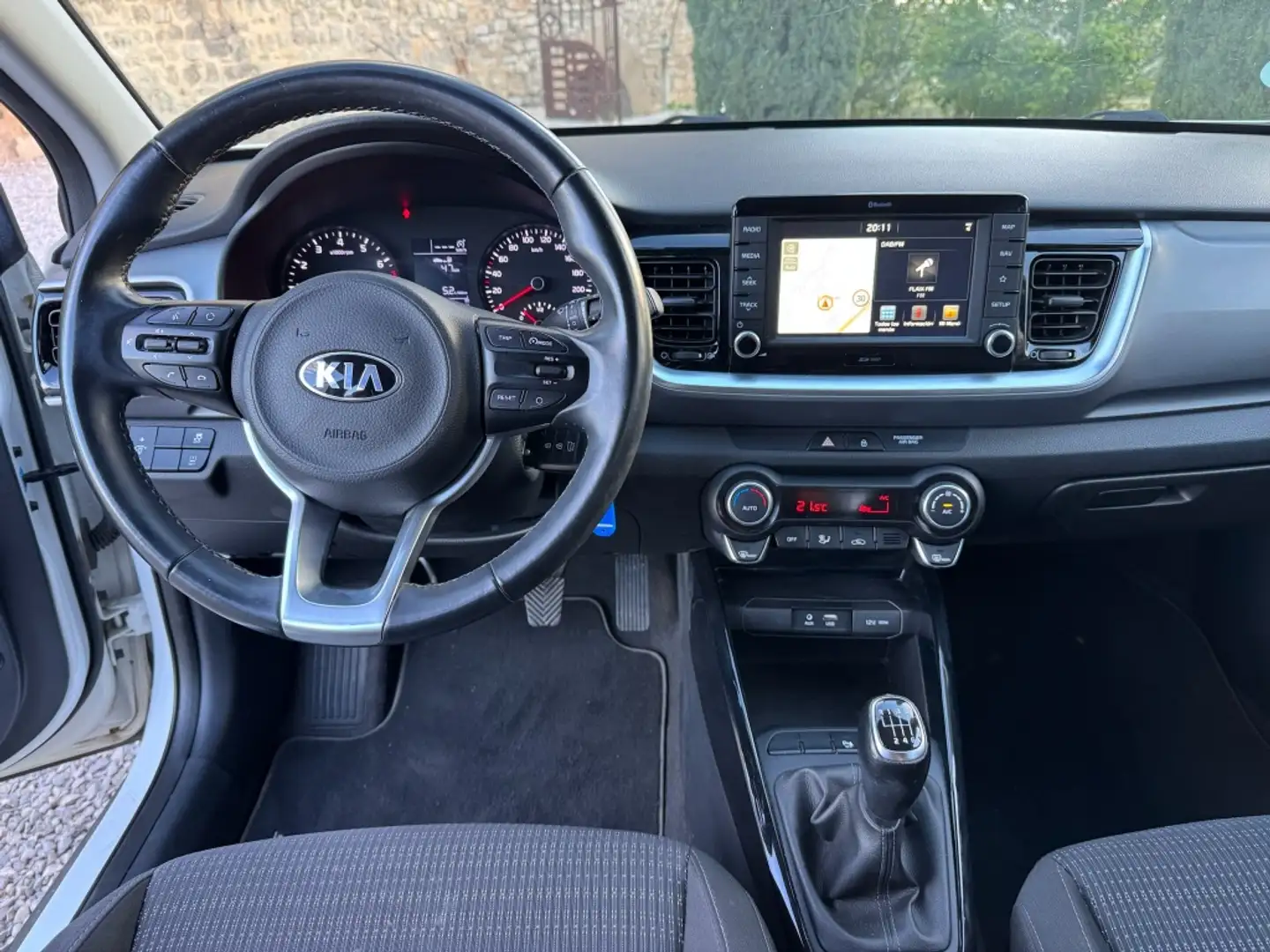 Kia Stonic 1.0 T-GDi Eco-Dynamic Drive 120 Blanco - 2