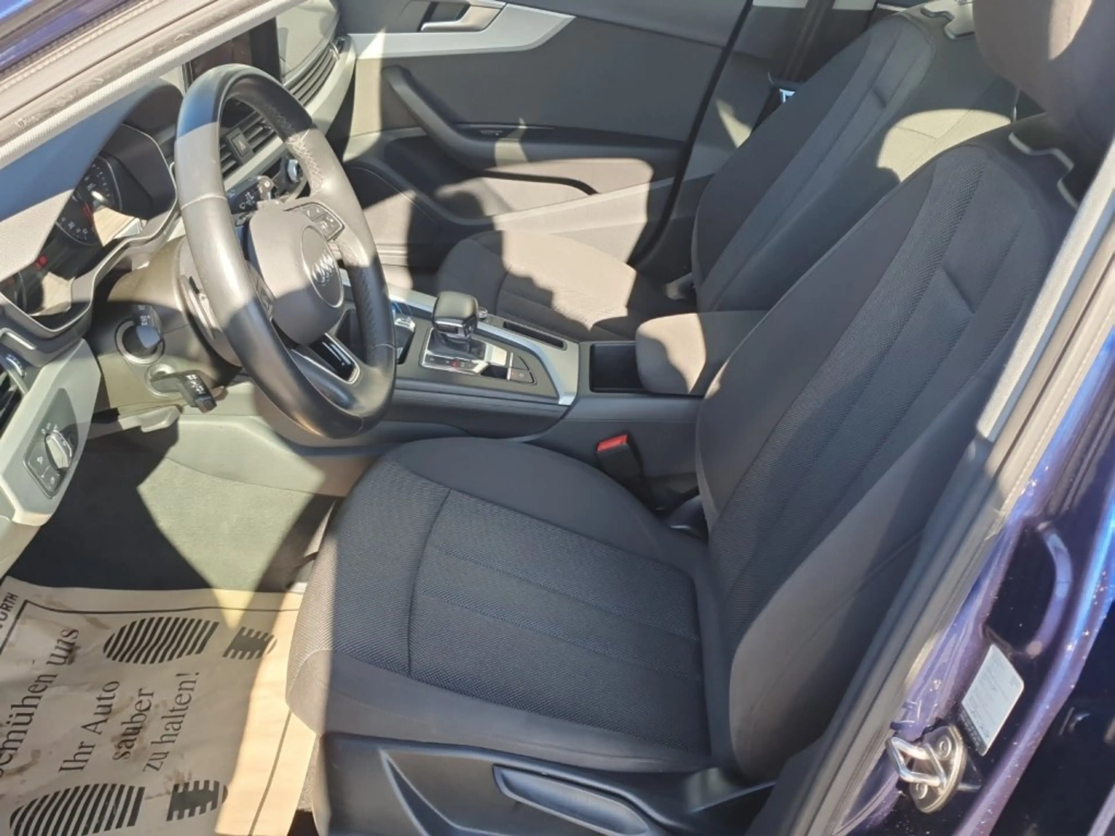 Audi A4 Avant 30TDI s-tronic — photo 12
