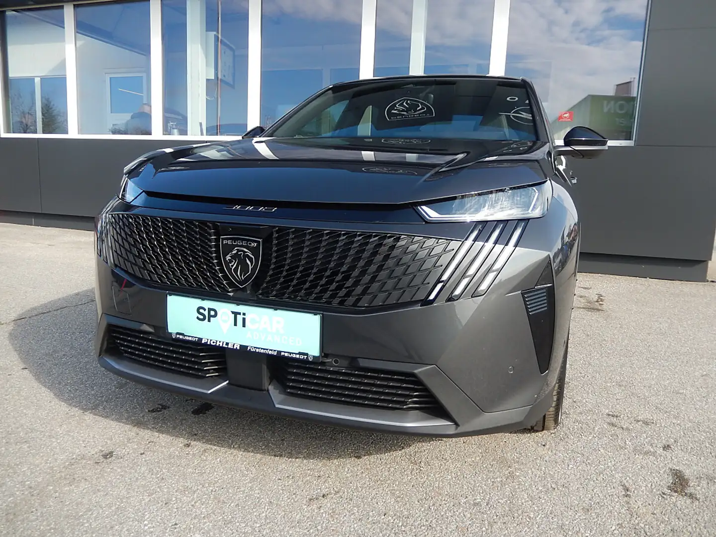 Peugeot 3008 Hybrid Allure 145 e-DCS6 Grau - 1