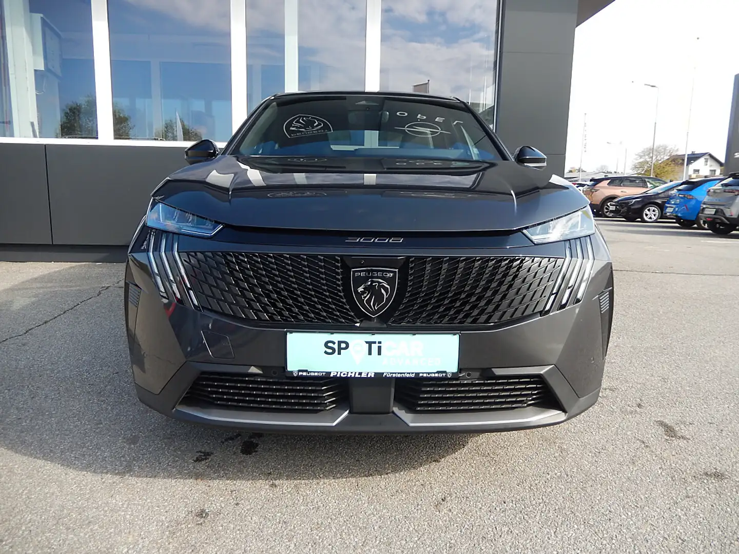 Peugeot 3008 Hybrid Allure 145 e-DCS6 Grau - 2