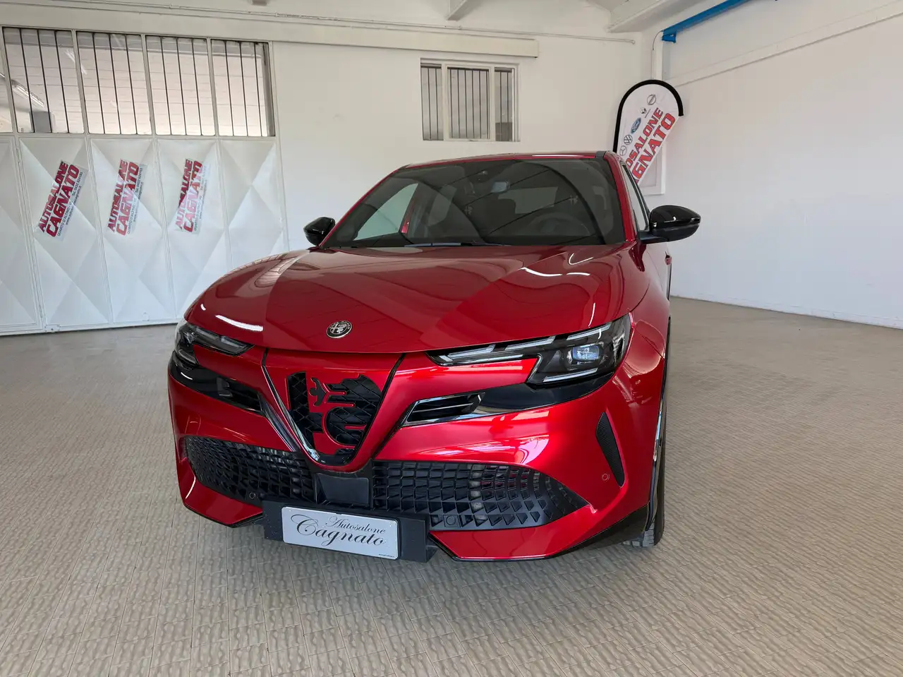 Alfa Romeo Junior 2025 — фото 11