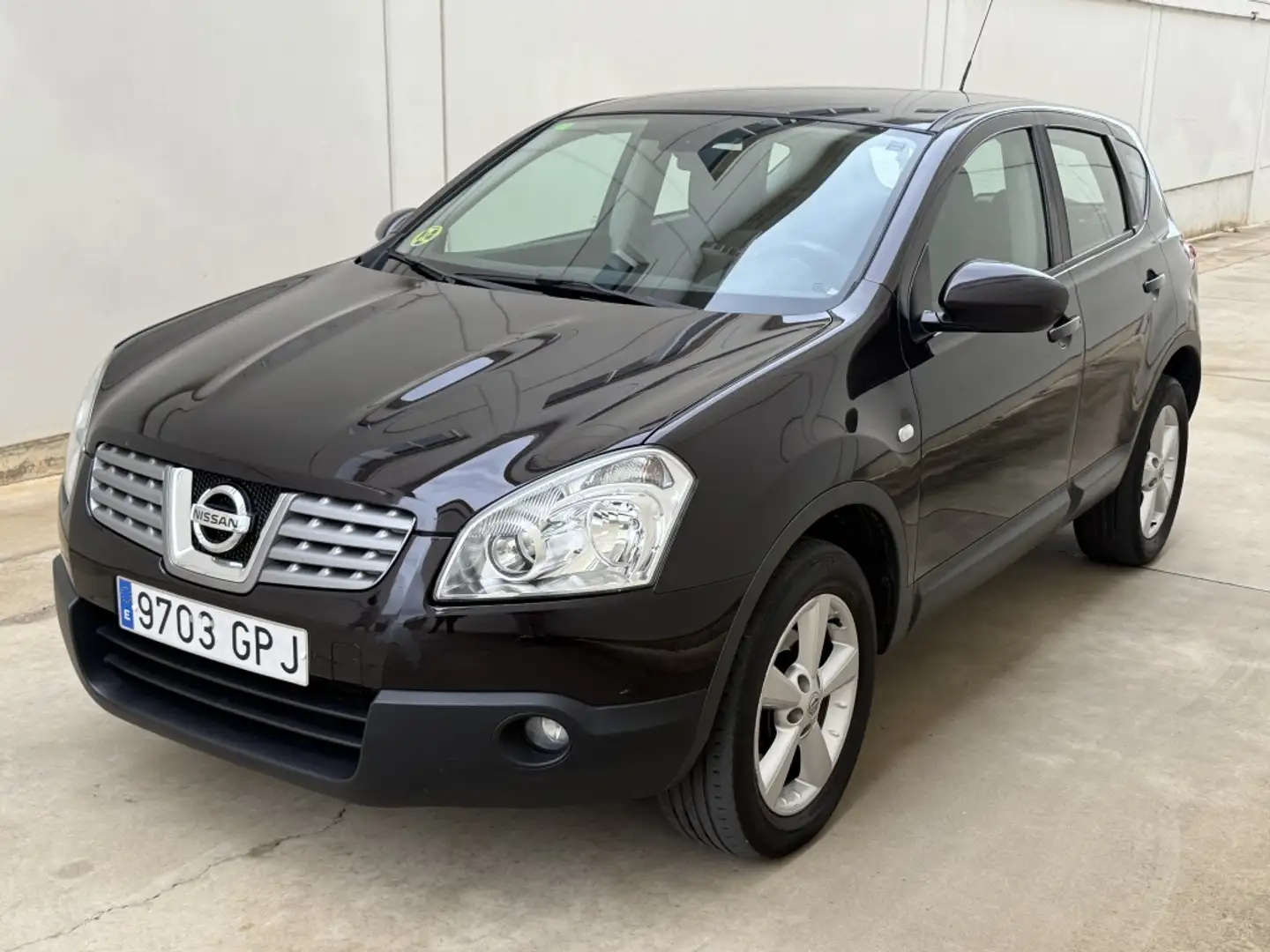 Nissan Qashqai Q+2 2.0dCi Acenta 4x2 - 1