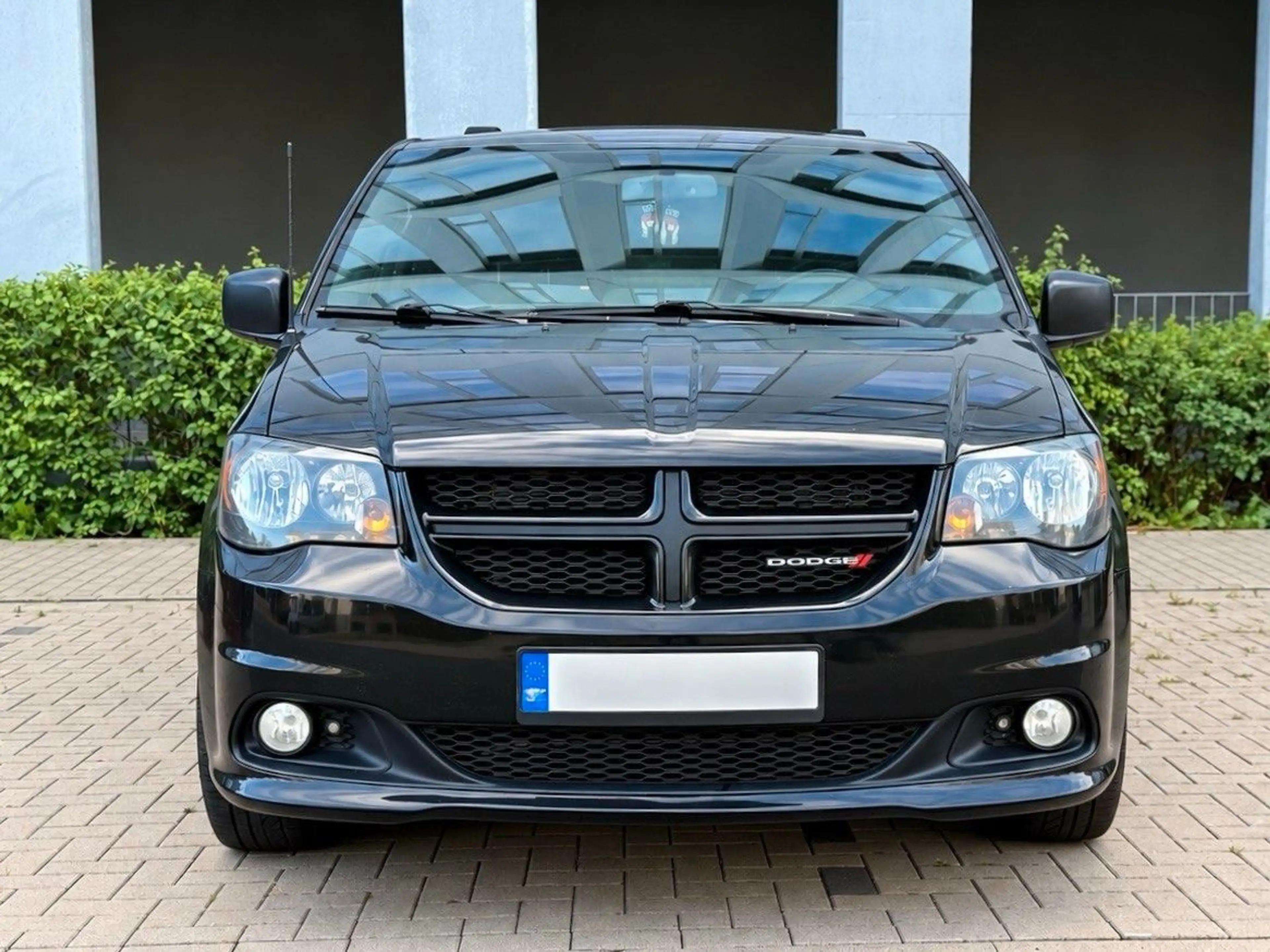 Dodge Grand Caravan LPG BRC 7-Sitzer Stow n Go Navi TÜV NEU — photo 3