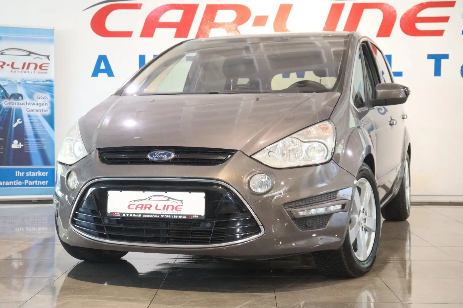 Ford S-Max 2.0 TDCi *7-Sitzer *Automatik*Navi*RFK*PDC Grau - 1