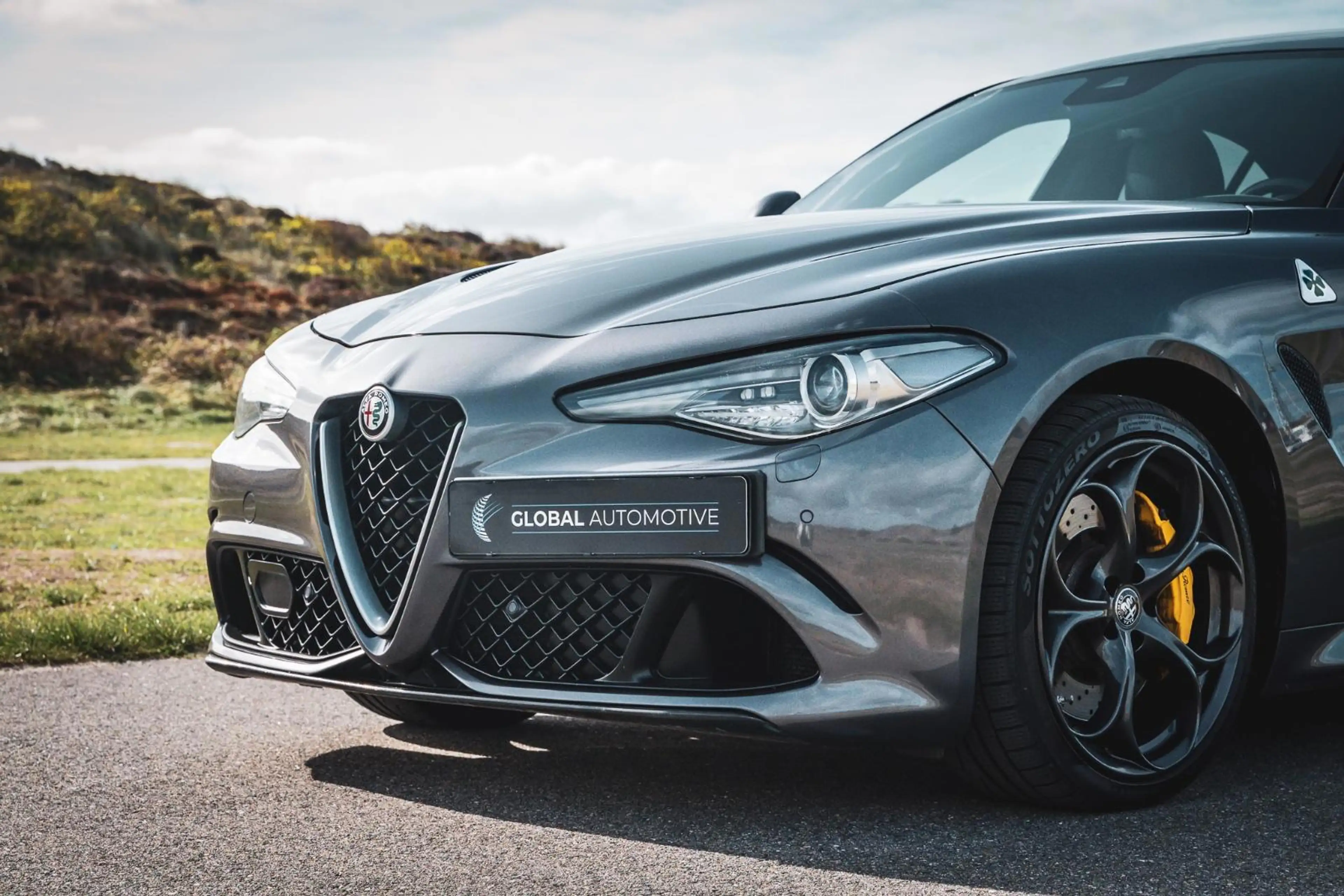 Alfa Romeo Giulia 2.9 V6 Quadrifoglio - BTW AUTO - CARBON PAKKET - H — photo 30