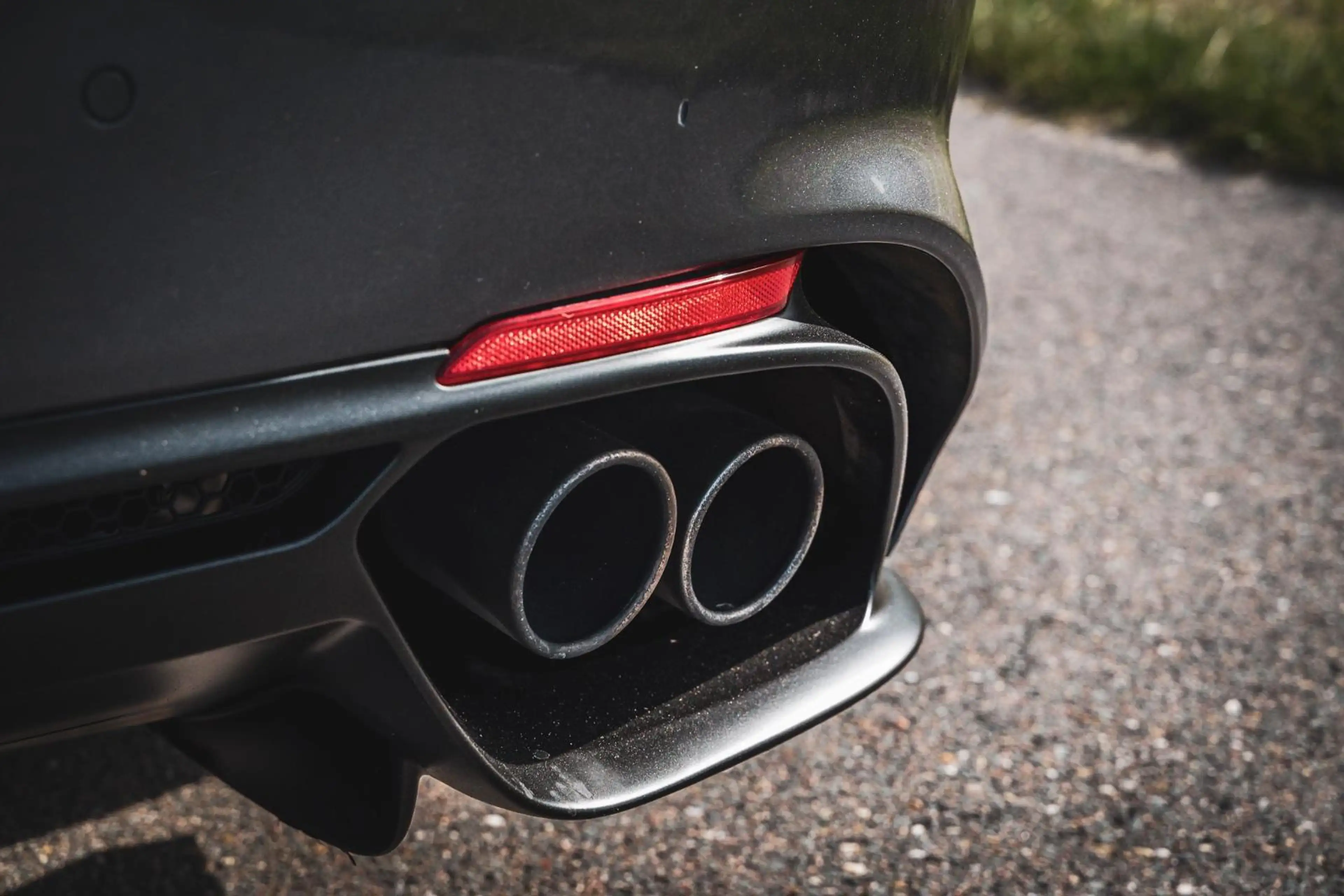 Alfa Romeo Giulia 2.9 V6 Quadrifoglio - BTW AUTO - CARBON PAKKET - H — photo 18