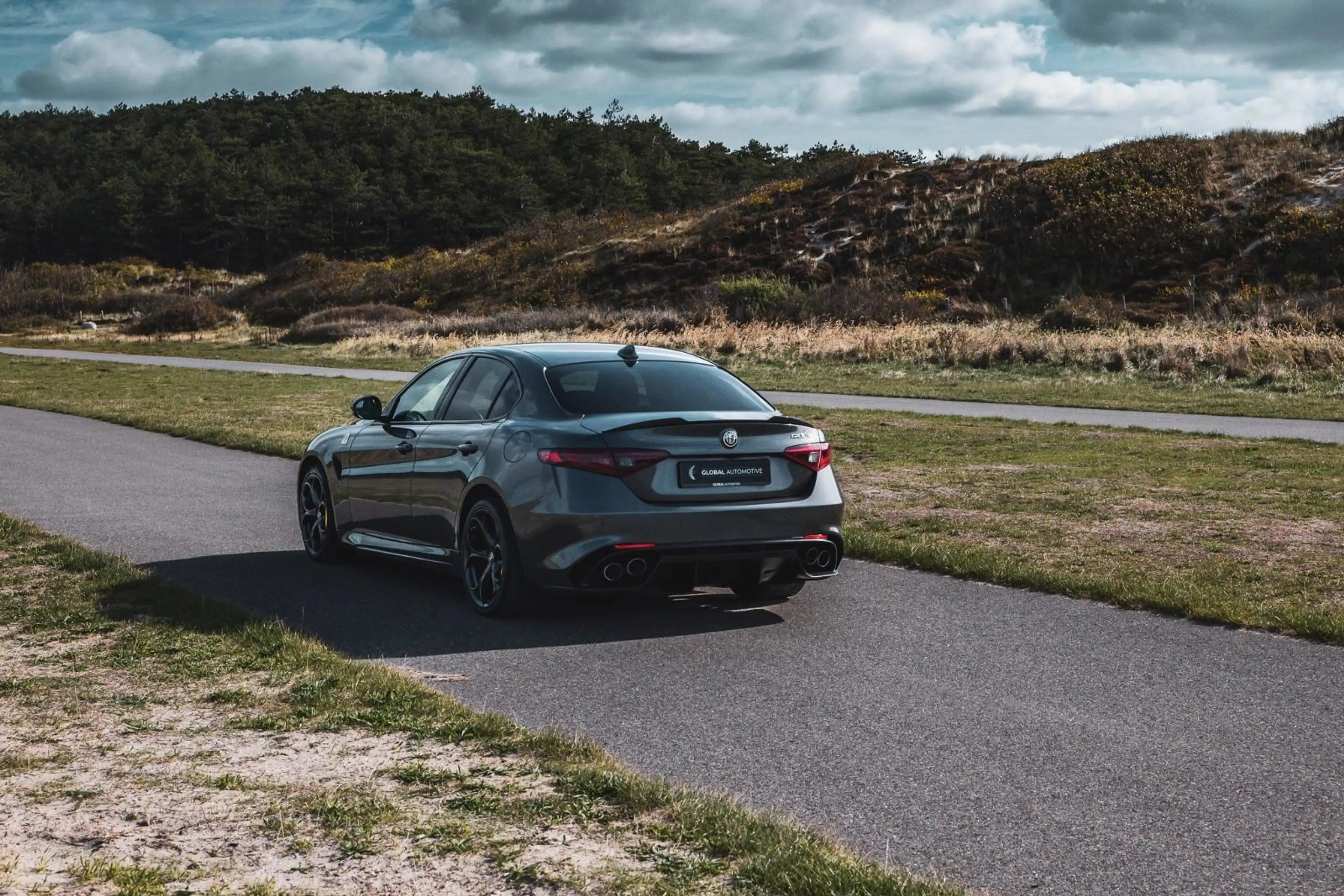 Alfa Romeo Giulia 2.9 V6 Quadrifoglio - BTW AUTO - CARBON PAKKET - H — photo 16