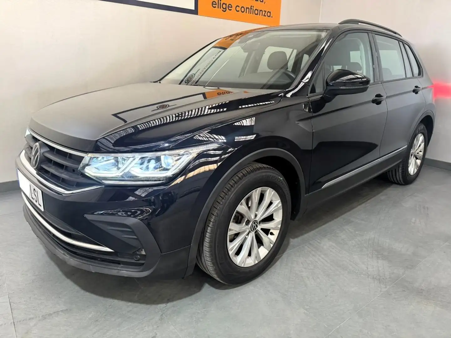 Volkswagen Tiguan 2.0TDI Life 90kW Negro - 1