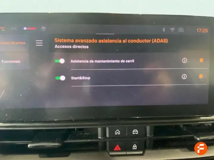 Jeep Avenger 2023, foto 12