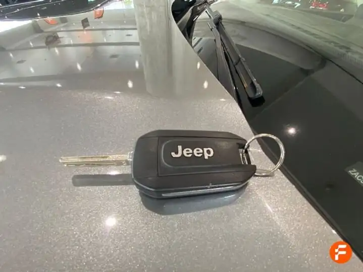 Jeep Avenger 2023, foto 24