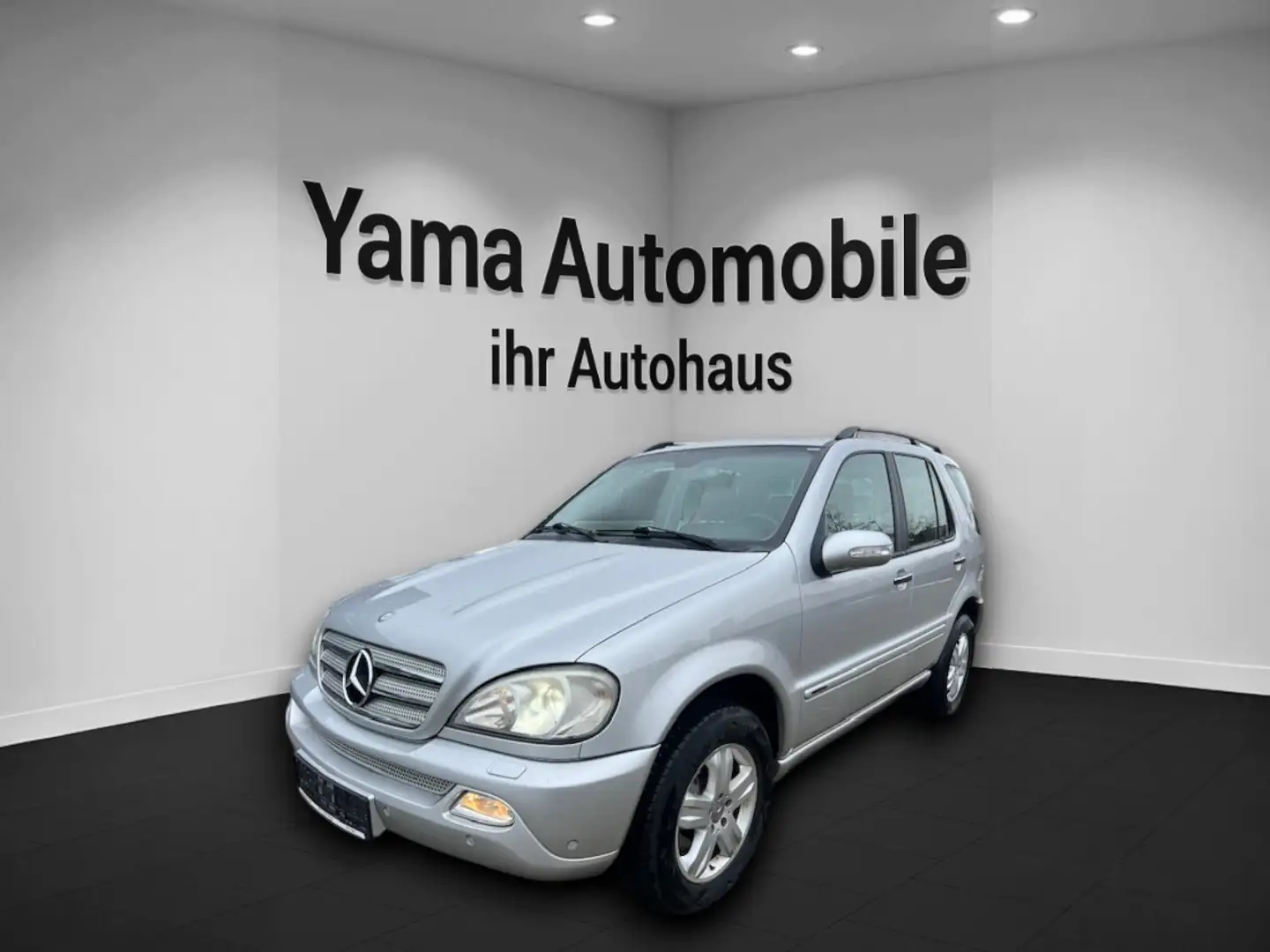 Mercedes-Benz ML 400 CDI Final Edition Plateado - 1