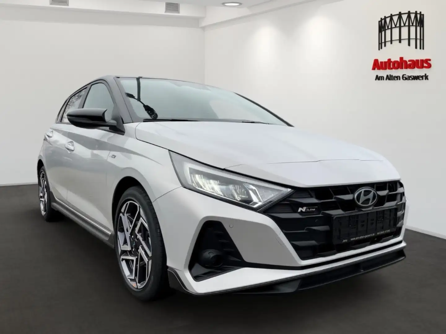 Hyundai i20 N-LINE+LED+KAMERA+SMART KEY+SITZHEIZUNG+NAVI Gris - 2