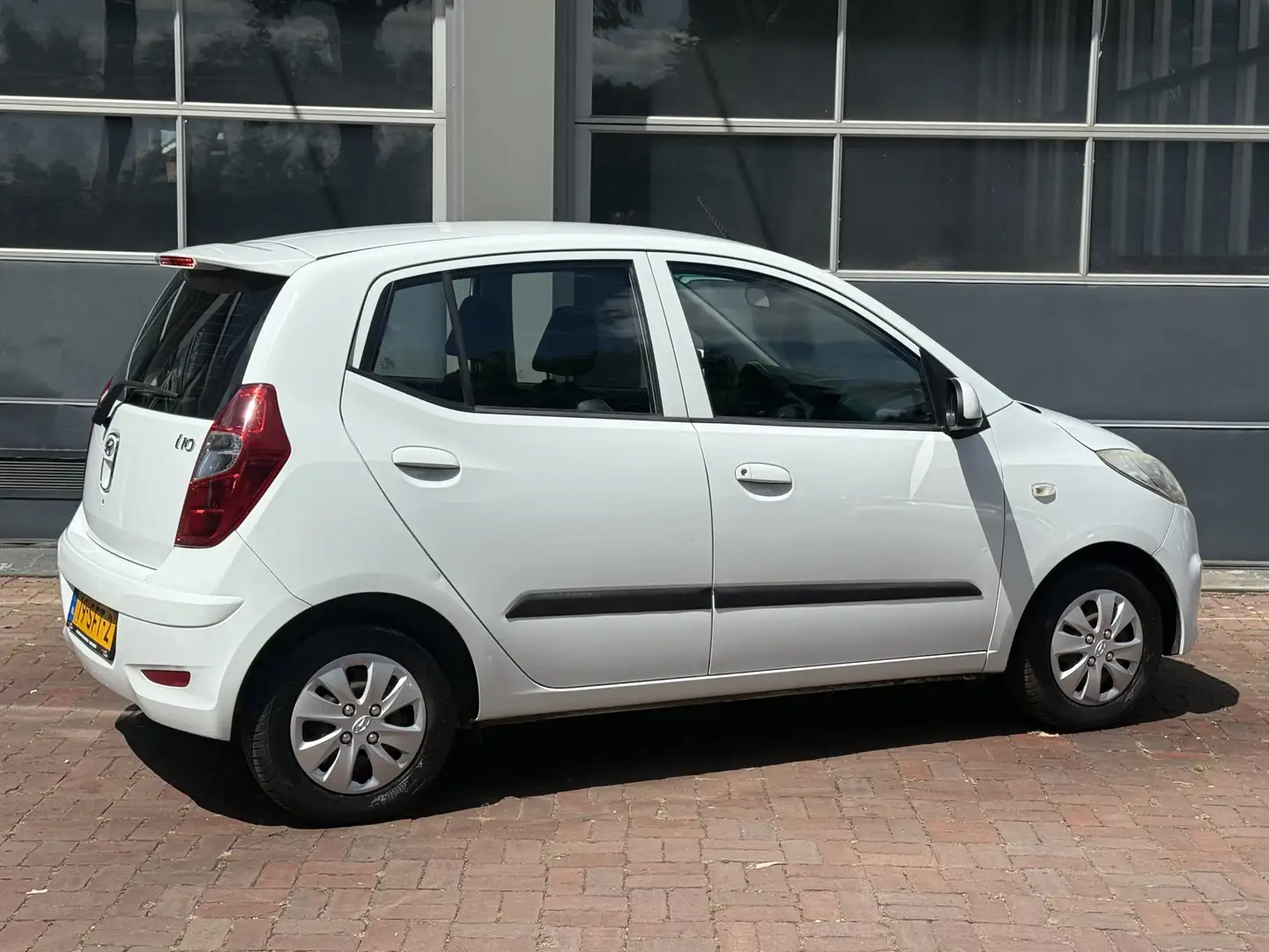 Hyundai i10 1.1 i-Drive Cool Airco,Eelctr.ramen Bj 2011 Km 92. Bianco - 2
