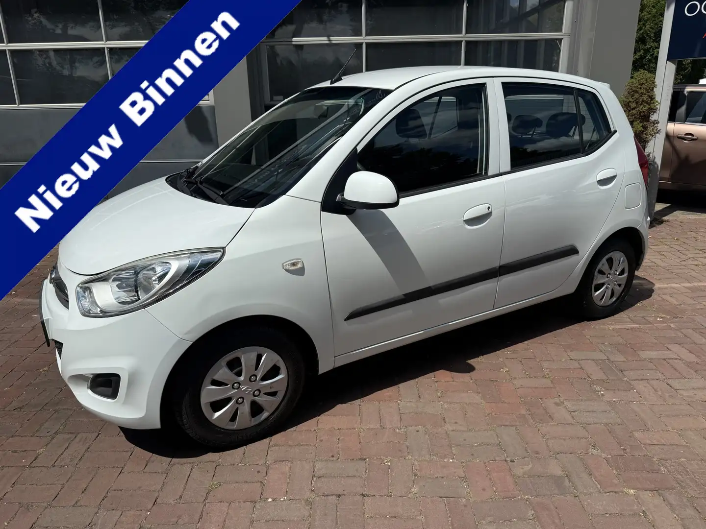 Hyundai i10 1.1 i-Drive Cool Airco,Eelctr.ramen Bj 2011 Km 92. Bianco - 1