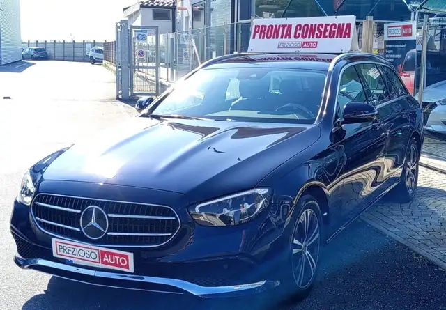 Mercedes-Benz E 300 de S.W. Auto EQ-Power Business Sport