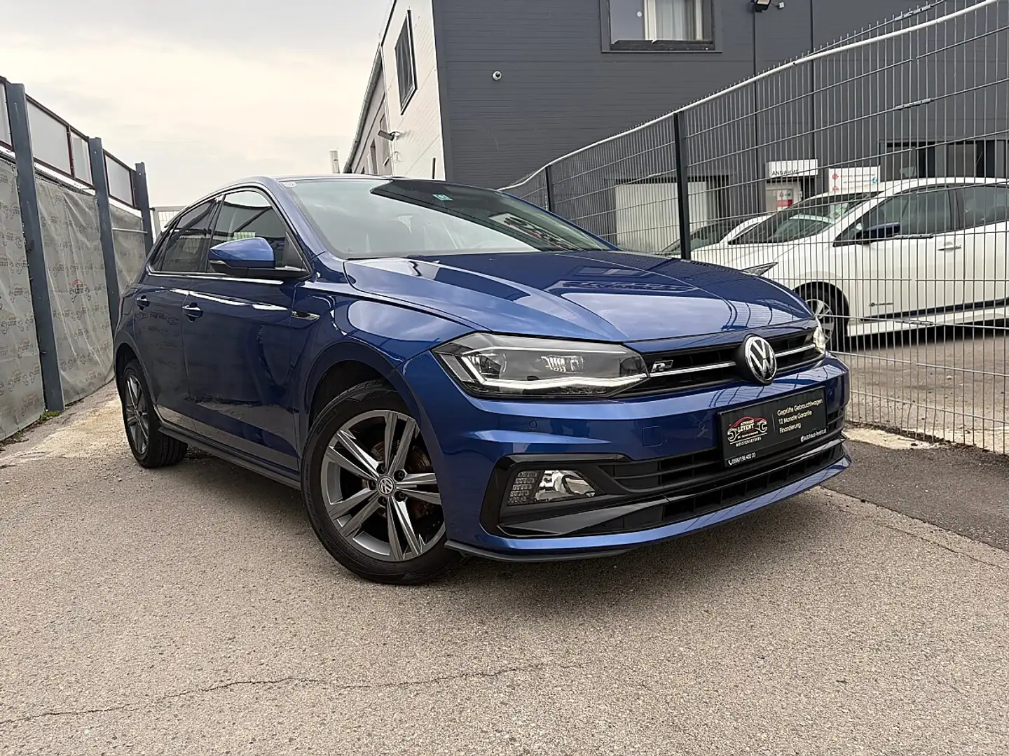 Volkswagen Polo 1,0 Comfortline**R-LINE**LED SCHEINWERFER**GARA... Blau - 2