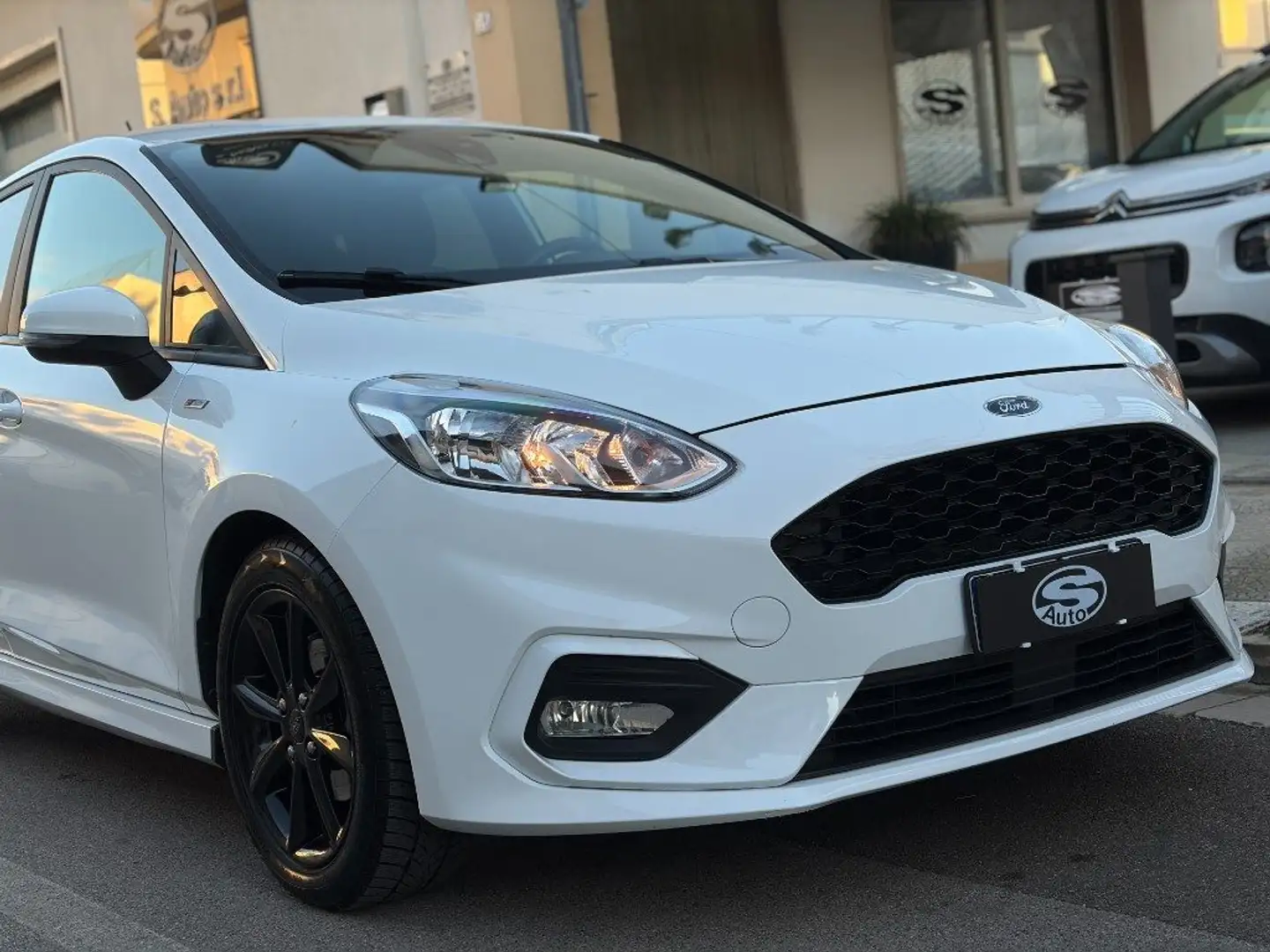 Ford Fiesta 1.5 TDCi 86Cv ST-Line Blanc - 2