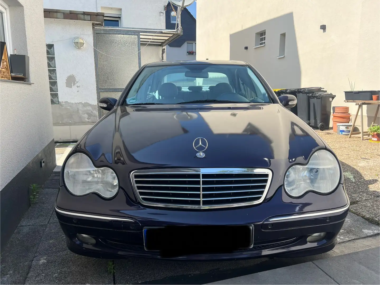 Mercedes-Benz C 240 Avantgarde Burdeos - 1