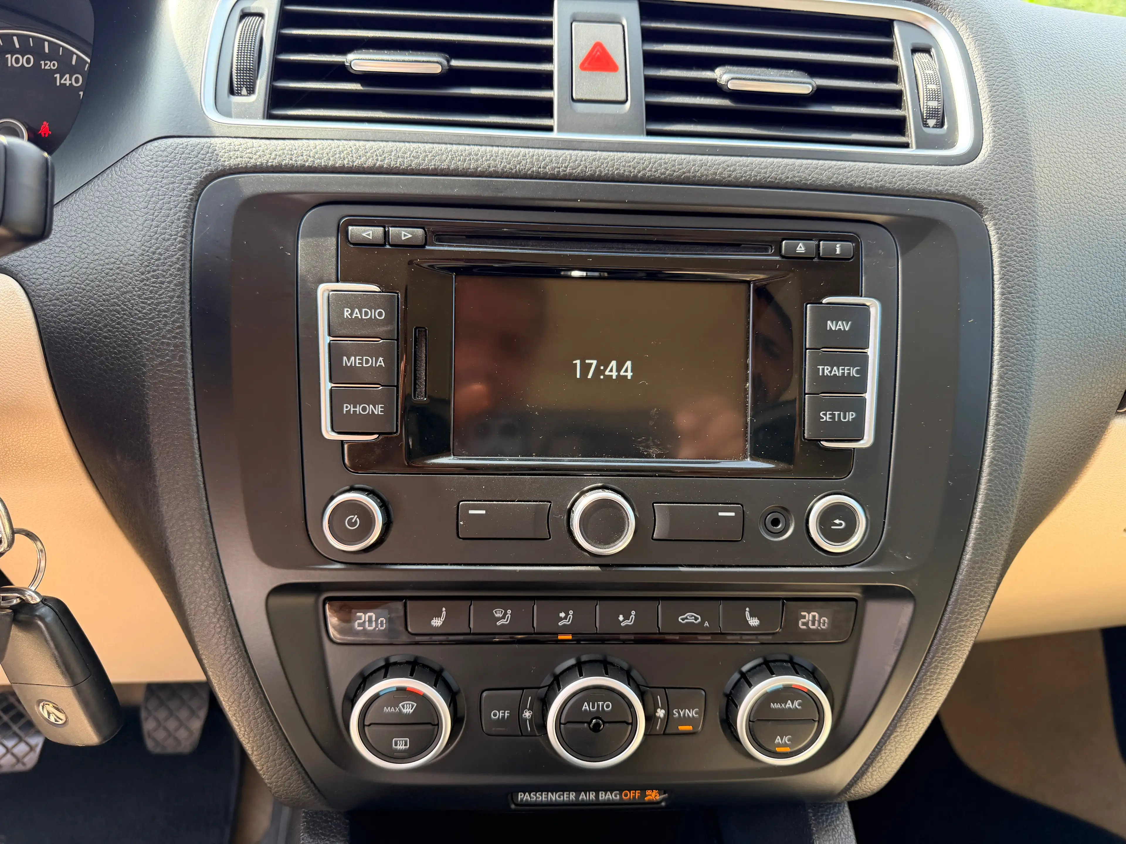 Volkswagen Jetta Jetta 1.2 TSI Comfortline Cuir Chauffants Gps Navigation — photo 11