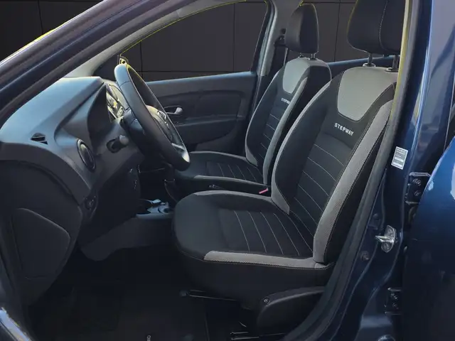 Dacia Sandero view 10