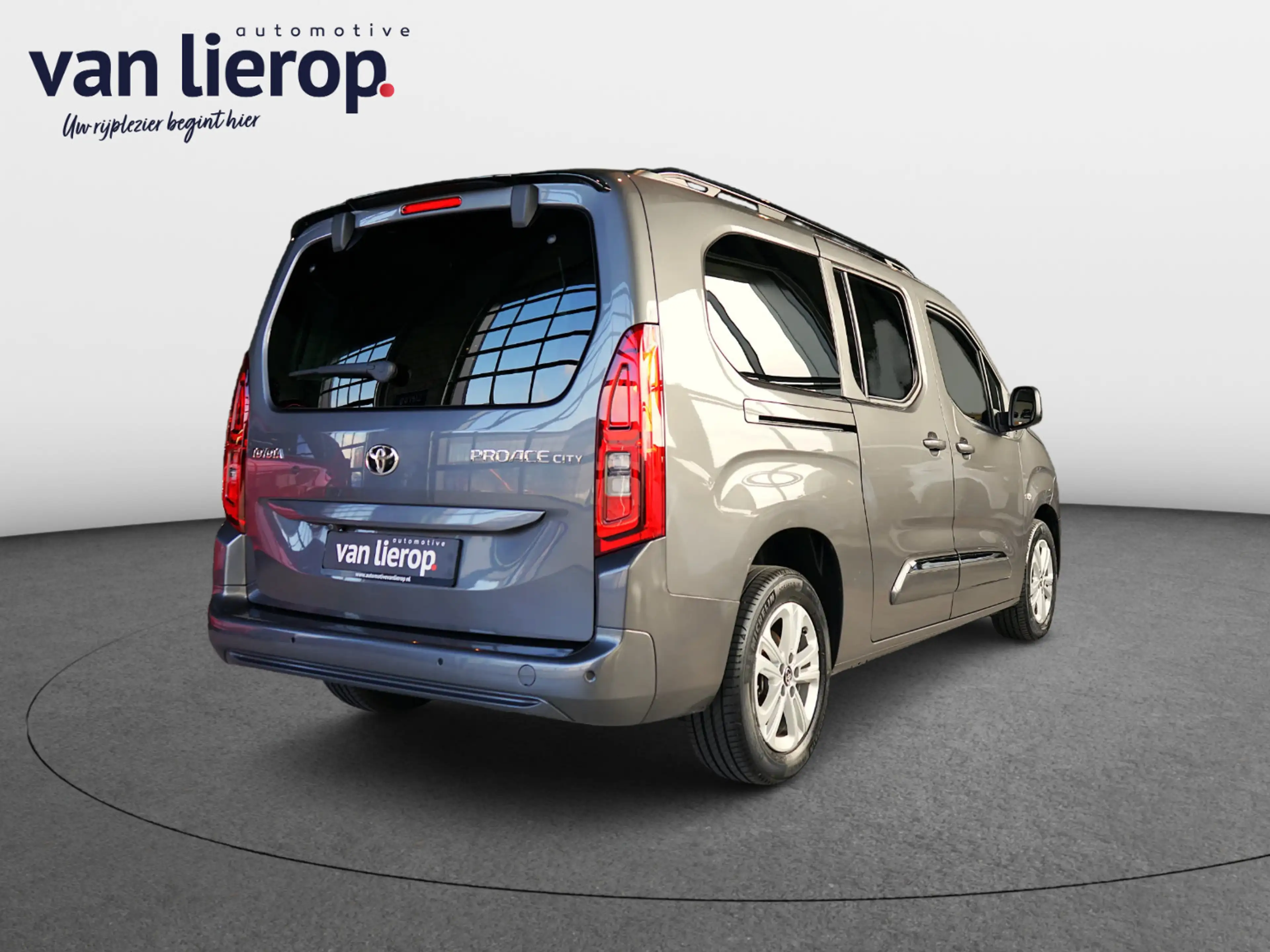 Toyota Proace City Verso 1.2 Turbo L2 LONG DEALER ONDERHOUDEN — photo 3