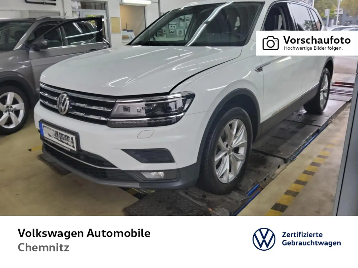 Volkswagen Tiguan Allspace 2.0TDI Highline 7-Sitze Navi AHZ Weiß - 1