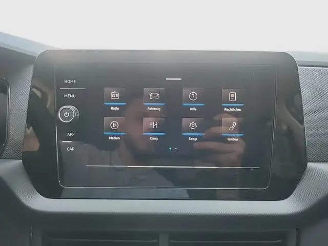Volkswagen T-Cross view 13