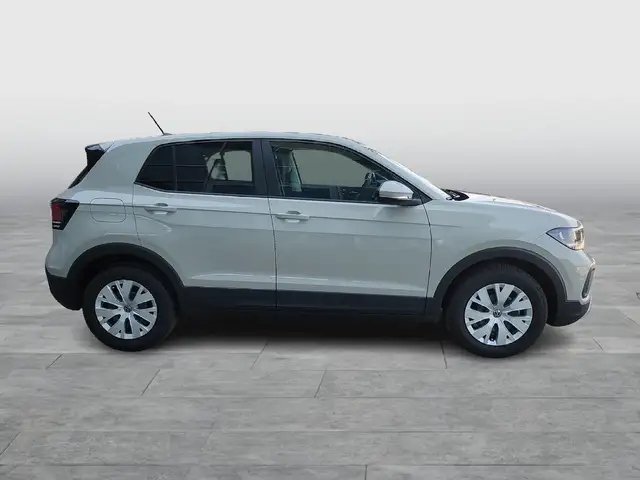 Volkswagen T-Cross view 6