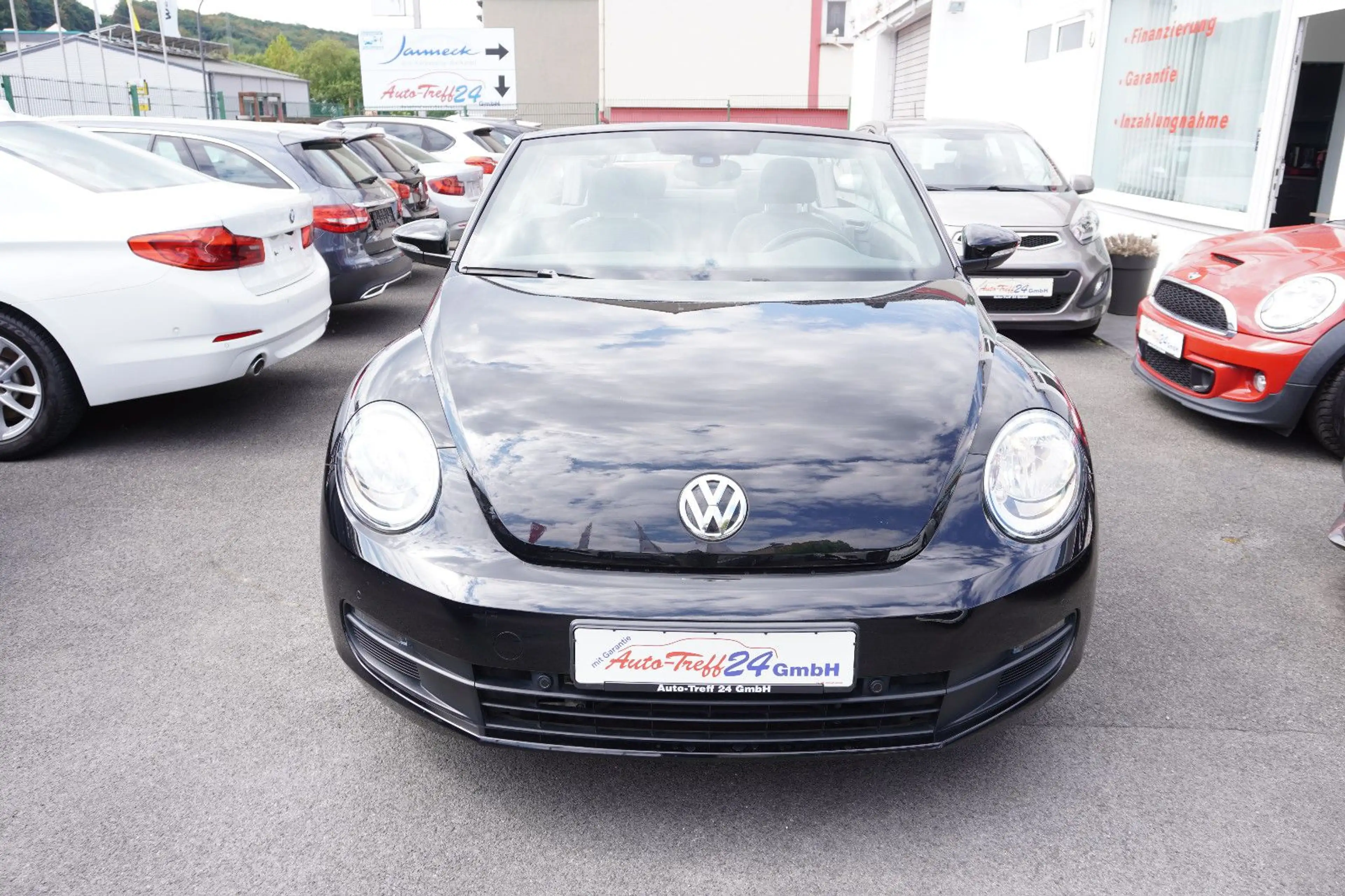 Volkswagen Beetle Cabriolet *Automatik*Navi*nur 37.600 KM* — photo 2
