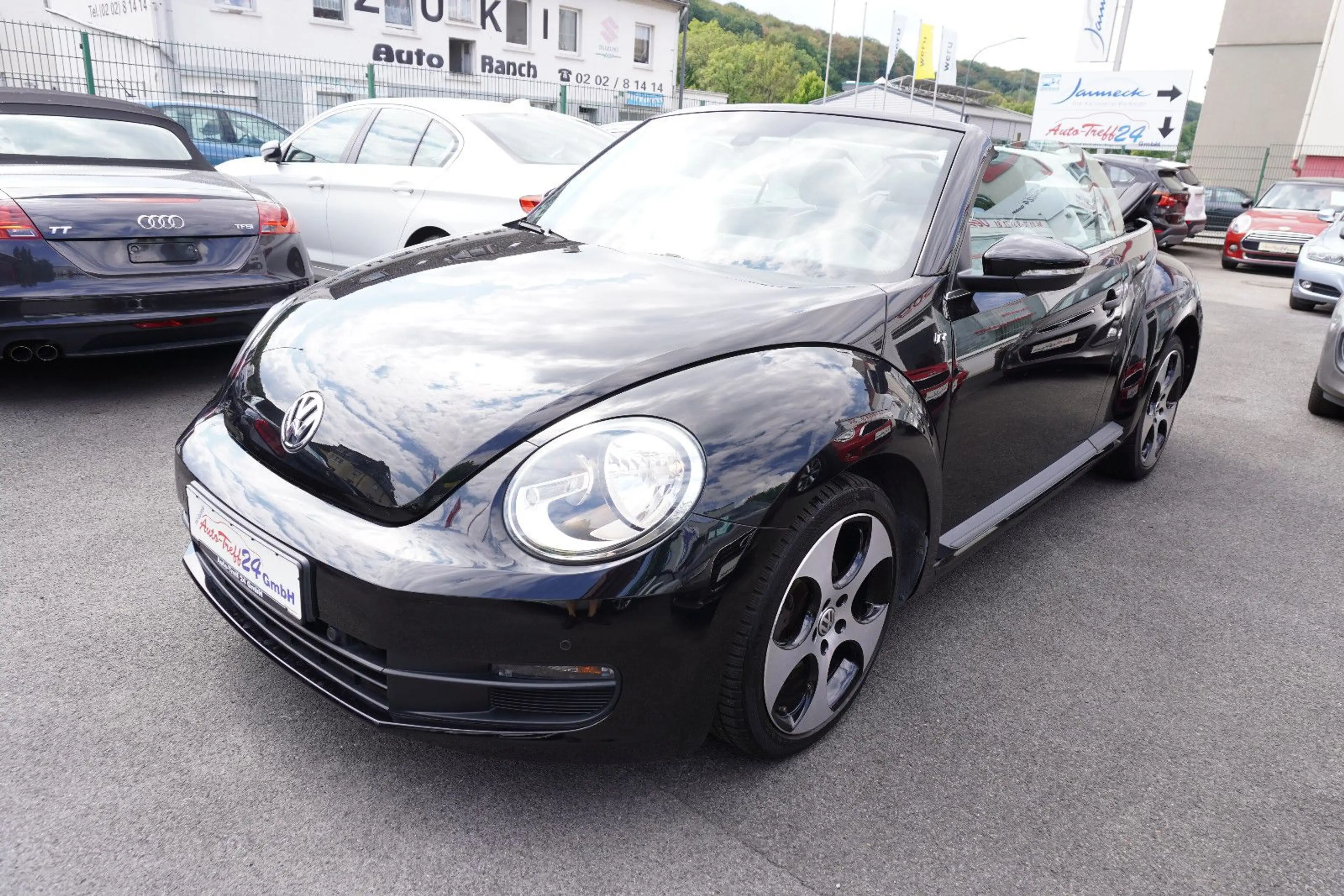 Volkswagen Beetle Cabriolet *Automatik*Navi*nur 37.600 KM* — photo 4