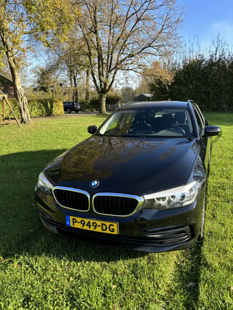 BMW 520 High Exe Zwart - 1