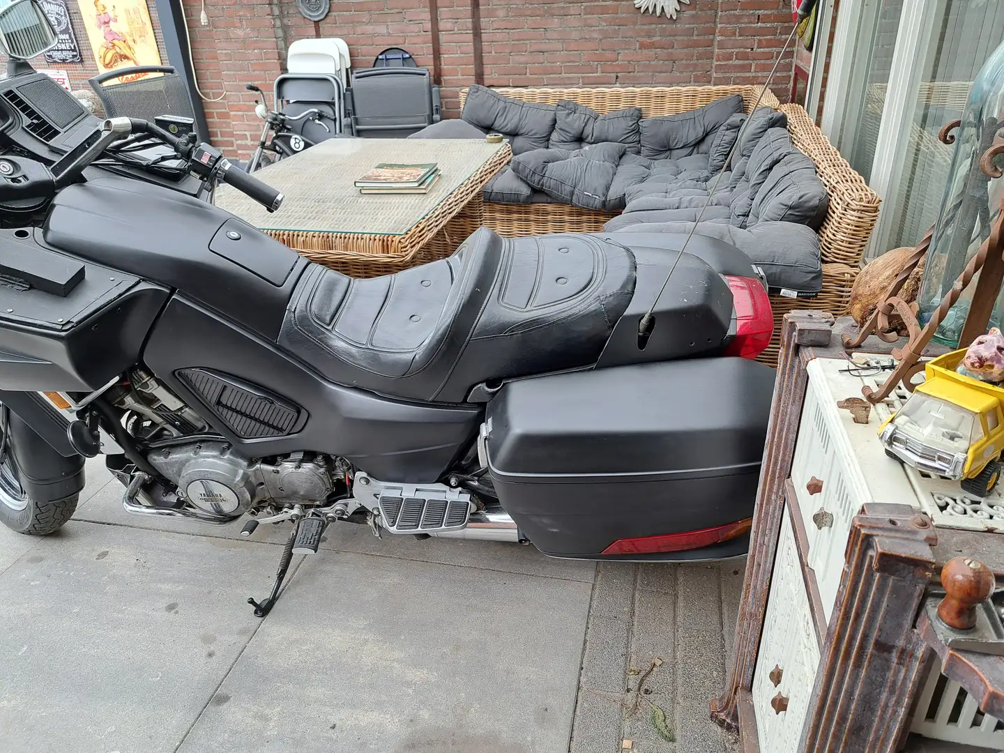 Yamaha XVZ 1300 Bagger Zwart - 2