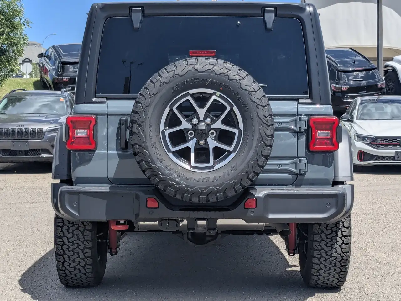 Jeep Wrangler photo Jeep Wrangler