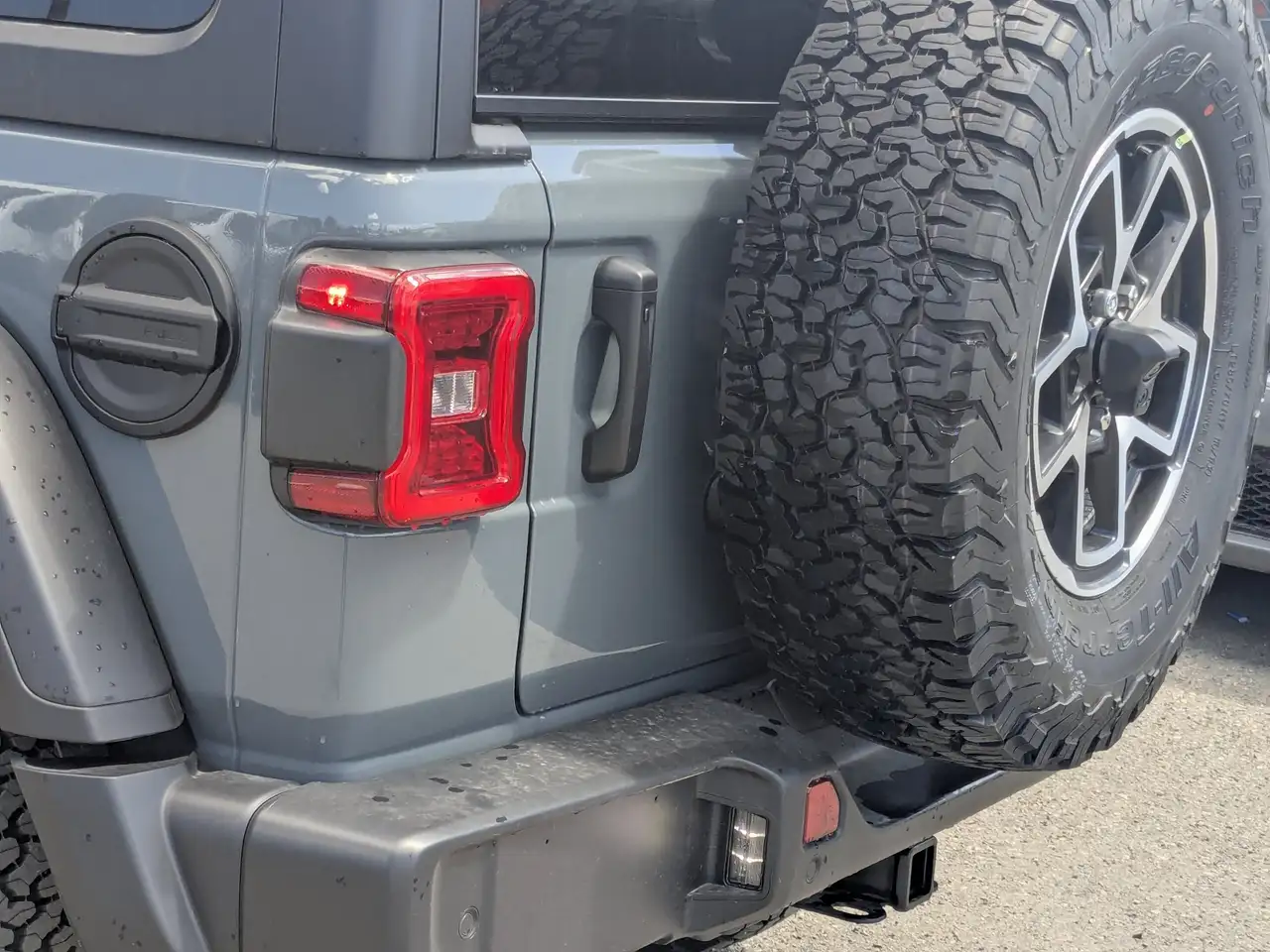 Jeep Wrangler photo Jeep Wrangler
