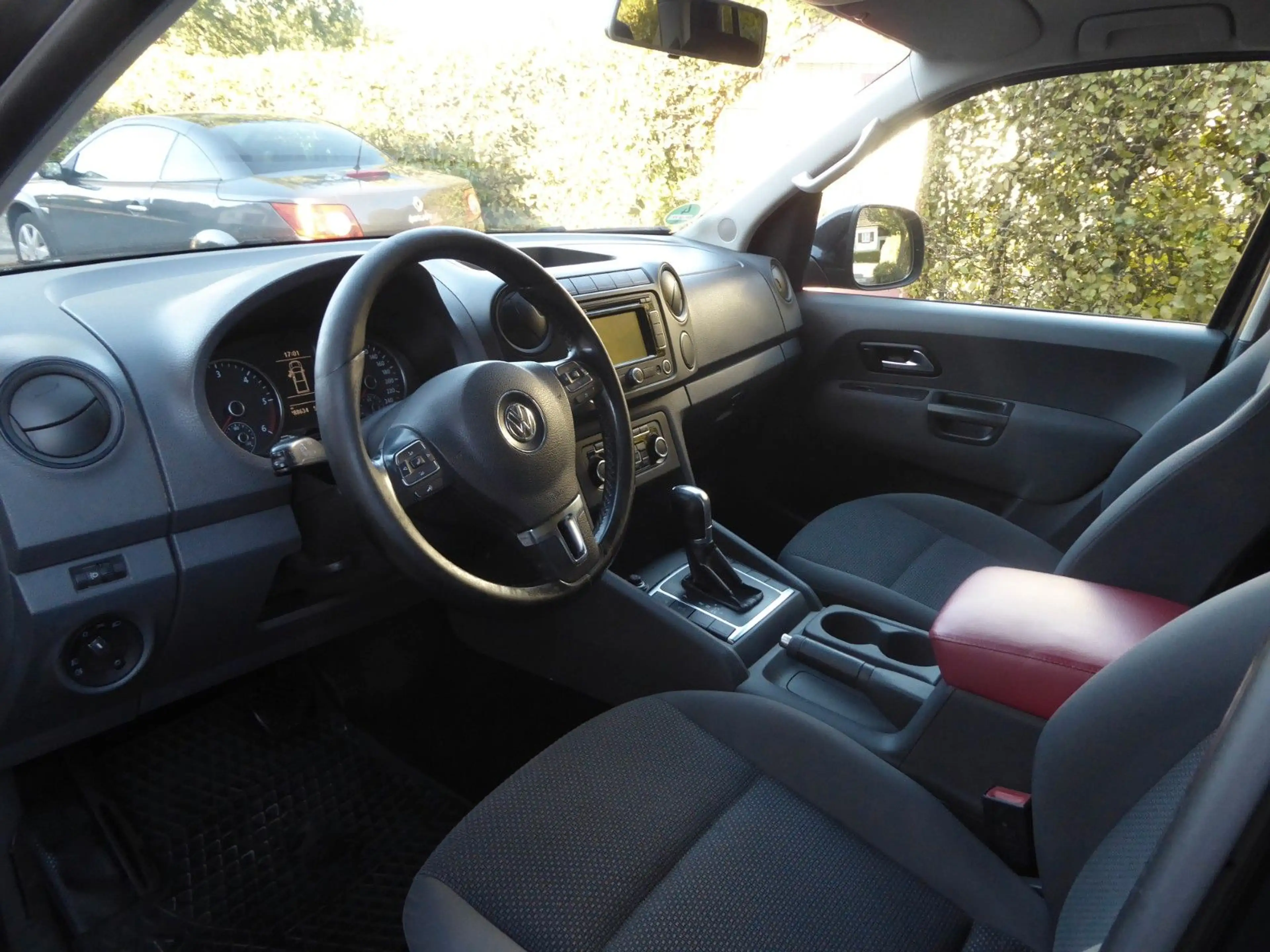 Volkswagen Amarok Trendline DoubleCab 4Motion — photo 8