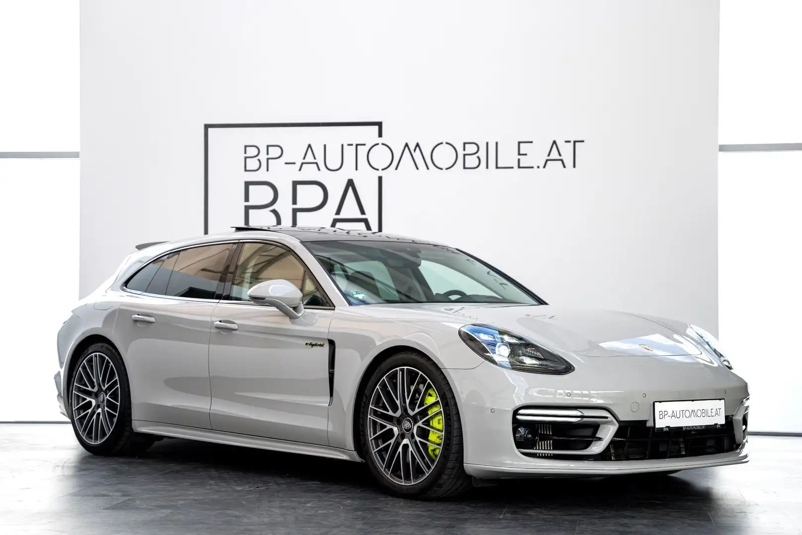 Porsche Panamera 4 S E-Hybrid PHEV Sport Turismo Aut. Grau - 2