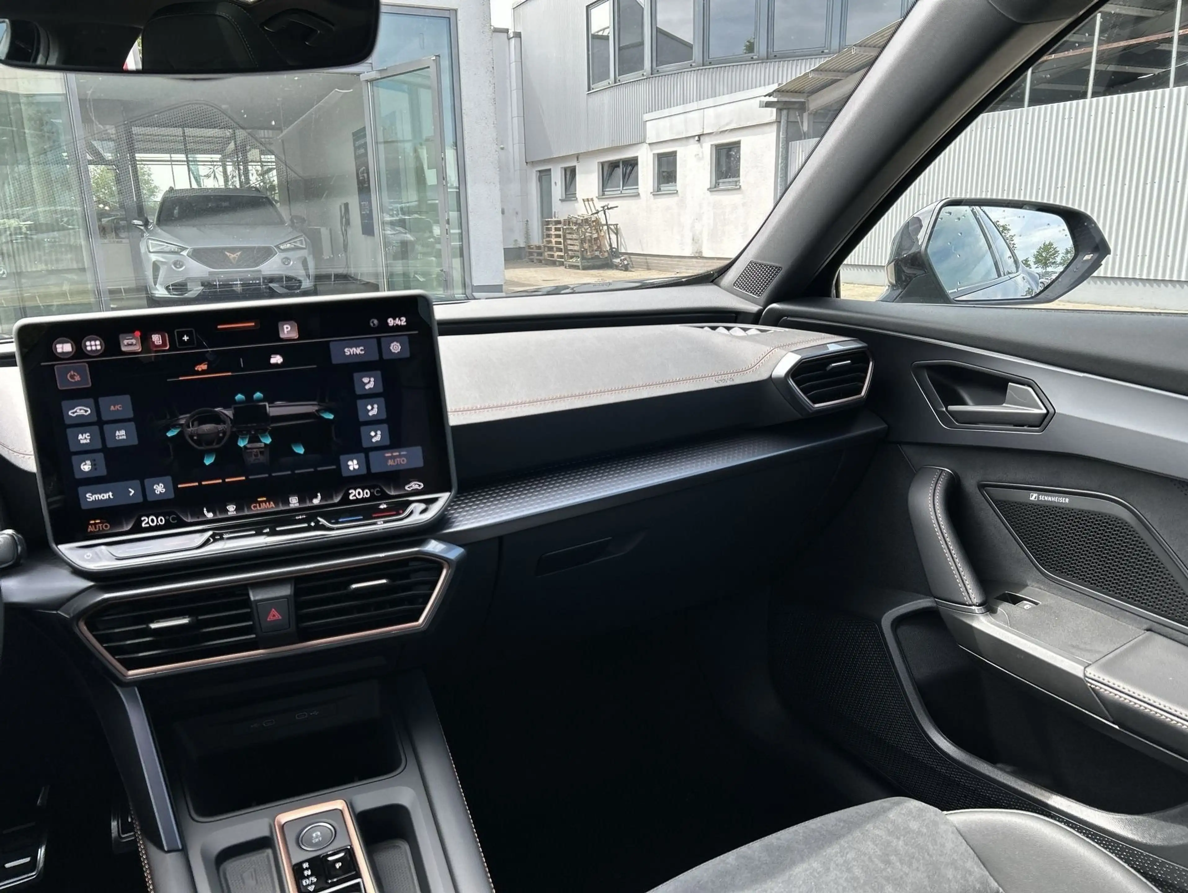 CUPRA Formentor 2.0 TSI VZ W Pano Matrix ACC AHK LED — photo 8