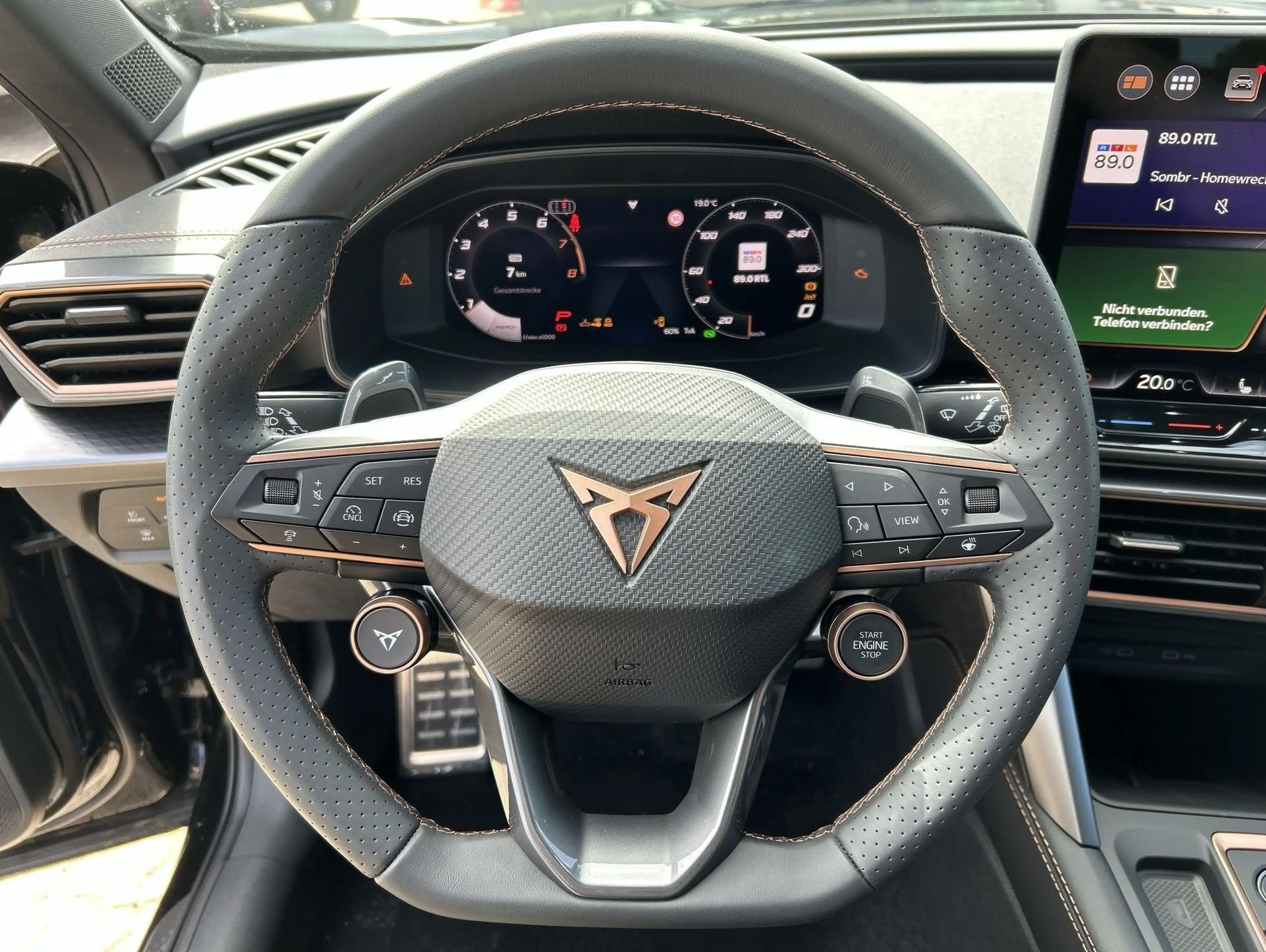 CUPRA Formentor 2.0 TSI VZ W Pano Matrix ACC AHK LED — photo 15