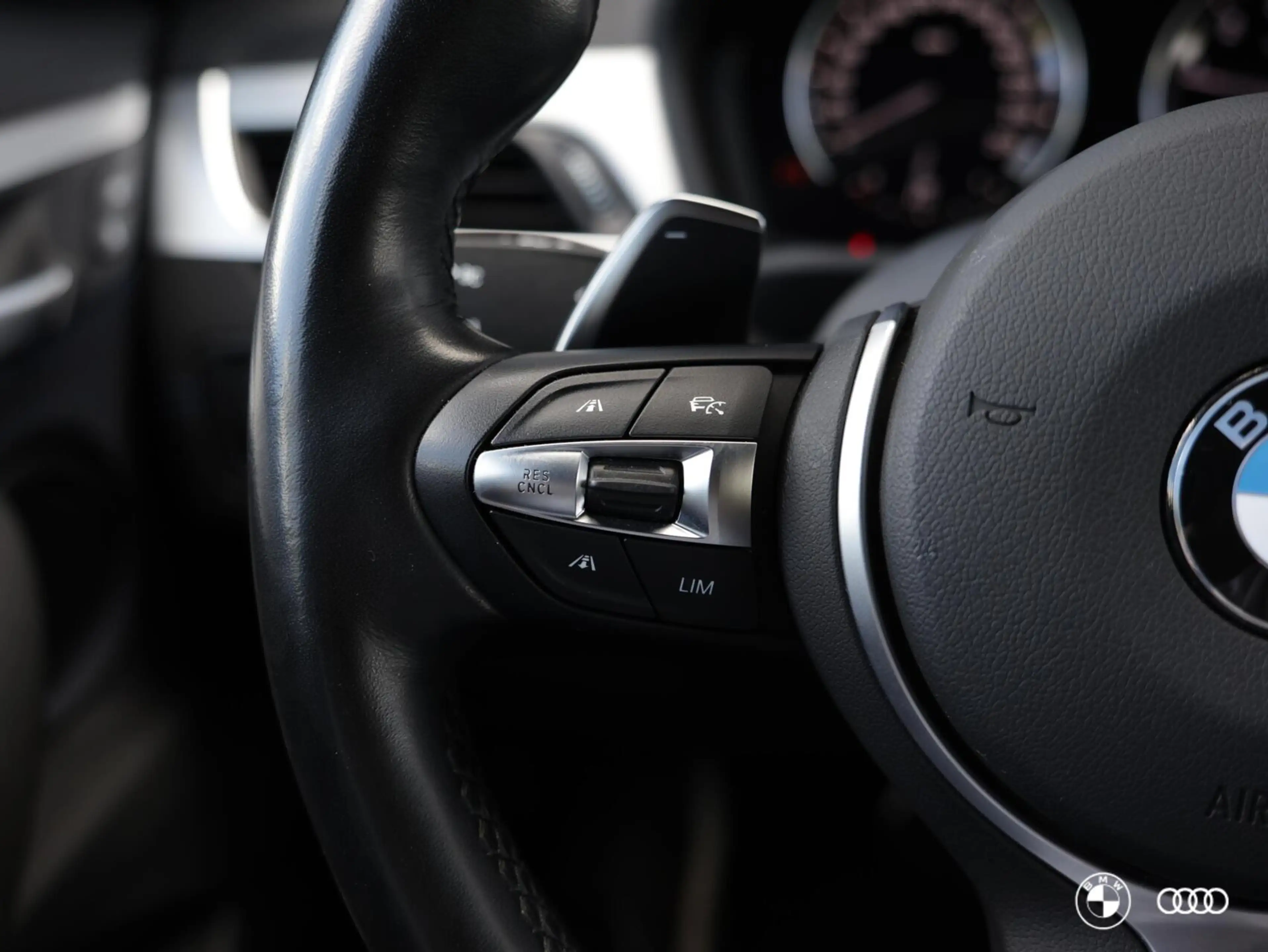 BMW X2 20i M SPORT / ACC / HEADUP / CARPLAY / DAB+ / 19" — photo 14